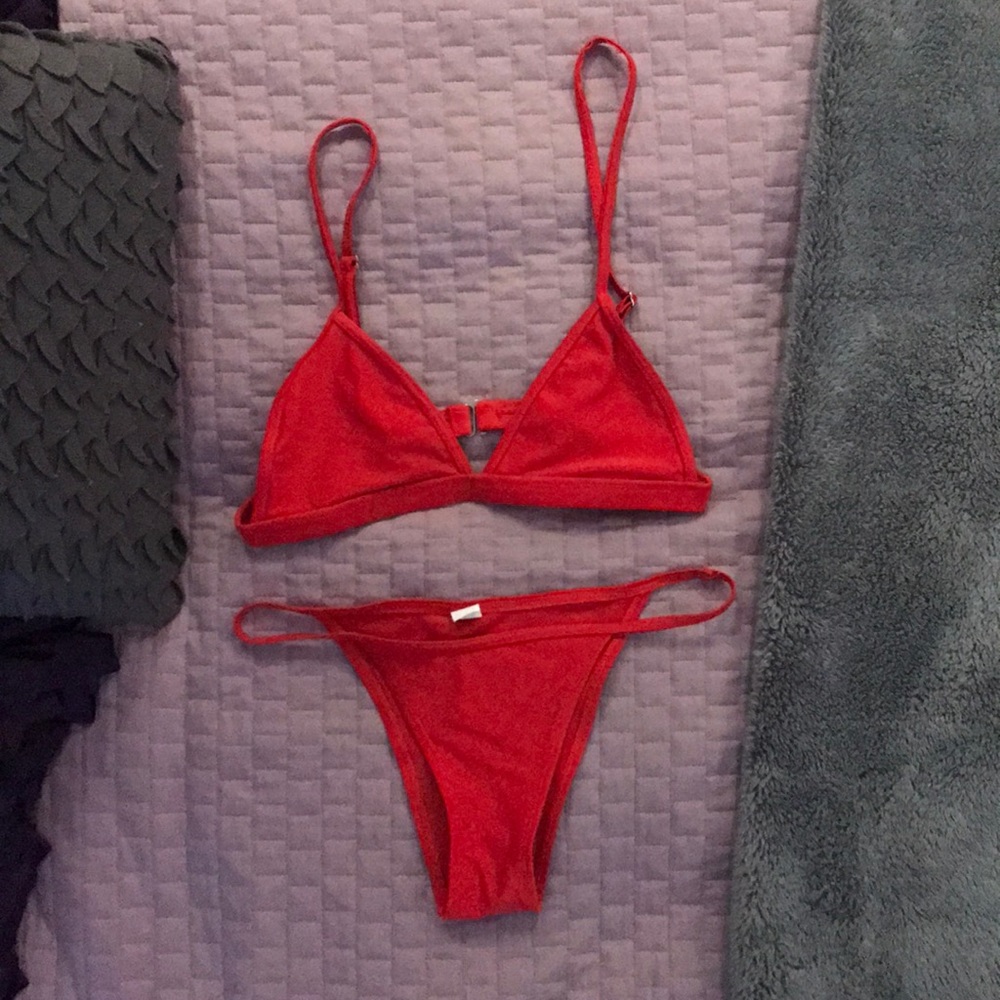 Never been used Aqua Pura triangle swim set